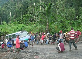 Breakage on the way, Westerns Highlands (Papua New Guinea)