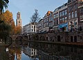 Utrecht, de Domtoren vanaf de Oudegracht 230 ongeveer