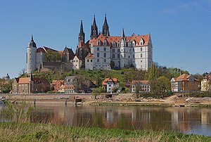 Burgberg mit Albrechtsburg (rechts) von Osten