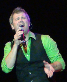 Дэвид выступает с Yes в Бразилии, 2010 г.