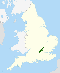 Карта Англии и Уэльса с зеленой зоной, представляющей расположение AONB Chiltern Hills