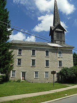 Первая конгрегационалистская свободная церковь Орискани-Фолс, штат Нью-Йорк, 10 июля