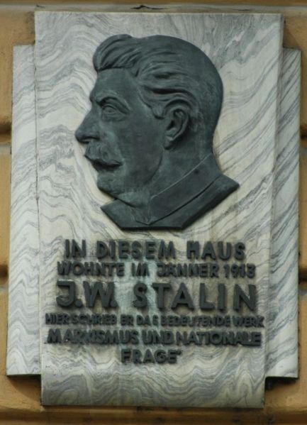 http://upload.wikimedia.org/wikipedia/commons/thumb/e/e2/GuentherZ_Wien12_Gedenktafel_Stalin.jpg/433px-GuentherZ_Wien12_Gedenktafel_Stalin.jpg height=599