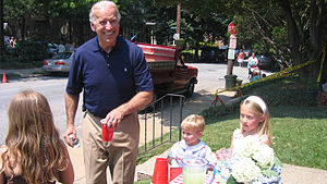 Sen. Joe Biden buys lemonade at the 2007 Itali...