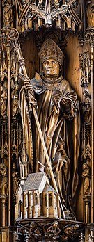 Statue de saint Wolfgang de Ratisbonne dans l'église paroissiale de Kefermarkt (district de Freistadt, Autriche). (définition réelle 1 954 × 5 042)