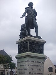 Monument à la Tour d'Auvergne (1841) à Carhaix-Plouguer[7].