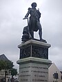 Estatua de Théophile Malo Corret de La Tour d'Auvergne en Carhaix-Plouguer.