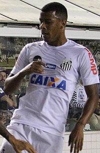 Arthur Gomes med Santos år 2017.