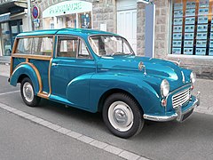 Fourgonnette Morris Minor 1000 Traveller, vue avant ...