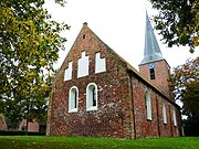 Hervormde kerk uit de 13e eeuw met toren uit 1765