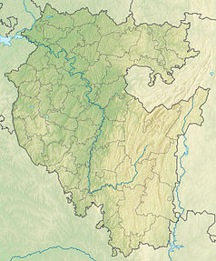 Mapa konturowa Baszkortostanu, w centrum znajduje się czarny trójkącik z opisem „Toratau”