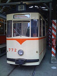 Historischer Gelenktriebwagen 772