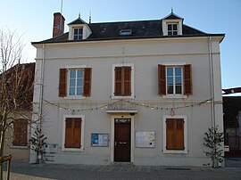 The town hall in Thevet-Saint-Julien