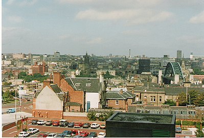 Вид со стоянки Old Trinity Center на Ньюкасл-апон-Тайн.jpg