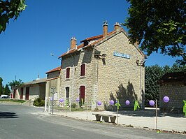 Station Violès