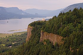 Crown Point dans la gorge du Columbia.