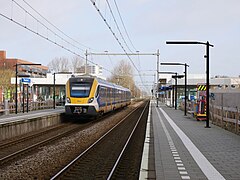 Alkmaar, Zug der NS-Baureihe SNG am Bahnhof Alkmaar Noord