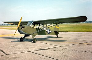 Самолёт Aeronca L-3B Grasshopper в музее ВВС США в Огайо