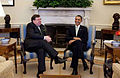 Irlannin taoiseach Brian Cowen Yhdysvaltain presidentin Barack Obaman kanssa Valkoisessa talossa Pyhän Patrickin päivänä vuonna 2010.