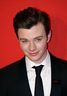 Das ist Chris Colfer, der Autor von Land of Stories!