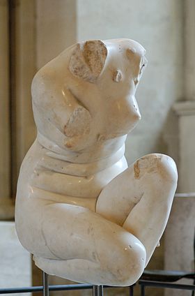 Aphrodite accroupie,copie romaine du Ier – IIe siècle,Paris, musée du Louvre.