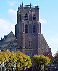 La Geertruidskerk de Mont-Sainte-Gertrude, construite entre 1421 et 1500.