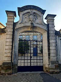 N°25 : façade de l'hôtel Brettes