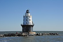 Harbor of Refuge lighthouse USACE 2011-12-14.jpg