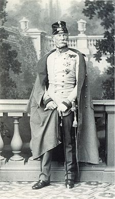 Il feldmaresciallo Heinrich Hermann von Hess in una fotografia del 1860