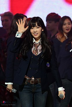 KOCIS Korea Mnet Girls Generation 06 (12987267114).jpg