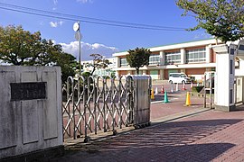 名古屋市立平子小学校正門 （2020年（令和2年）10月）