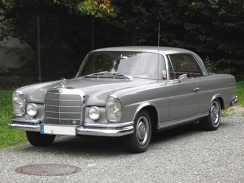 The W112 Fintail German Heckflosse was MercedesBenz's line of 