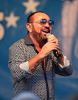 Kitić performing in 2021