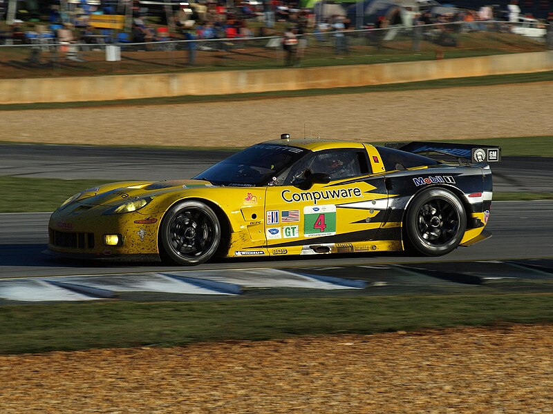 File:PLM 2011 4 Corvette.jpg