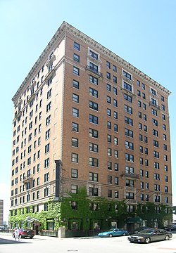 RoyalPalmHotelDetroit.jpg