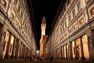 Vue du piazzale des Offices vers le Palazzo Vecchio, à Florence. (définition réelle 1 037 × 691)