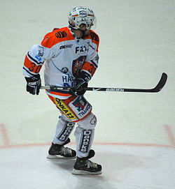 Ville Nieminen jäällä lokakuussa 2008.