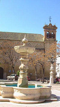 Kirche mit dem Brunnen