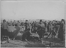 Wearing new khaki uniforms, the 2nd Zouaves arrive at Salonika aerodrome following disembarkation. Arrivee du 2e regiment de zouaves sur le camp d'aviation de Salonique (18 novembre 1915) - Salonique (environs) - Mediatheque de l'architecture et du patrimoine - APOR023642.jpg