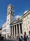 Tempio di Minerva e la torre comunale