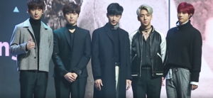 Группа в 2016 году. Участники слева направо: Гончан, Сандыль, Джинён, Баро и CNU.