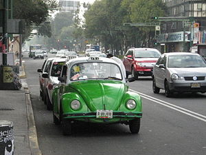 English: VW Beetle taxi in Mexico City. These ...