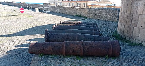 Canons du château de Crotone
