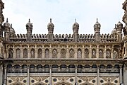 Stucco work on the facade of the Toli Masjid