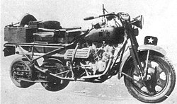 Трехосный мотоцикл Shishido (SSD). Тяжелый мотоцикл с двумя меньшими приводными задними колесами, реквизированный японской армией в небольших количествах. При необходимости проходимость по бездорожью можно было повысить за счет резиновой гусеницы над двумя задними колесами.