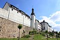 Sachgesamtheit Schloss Wildenfels mit folgendem Einzeldenkmal: Schlossanlage (ehemalige Höhenburg) (siehe Obj. 09299890) sowie parkähnlich gestalteter Burgberg mit Umfassungsmauern und angrenzendem Schlossteich (Gartendenkmal)