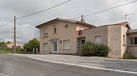 The town hall in Roquevidal