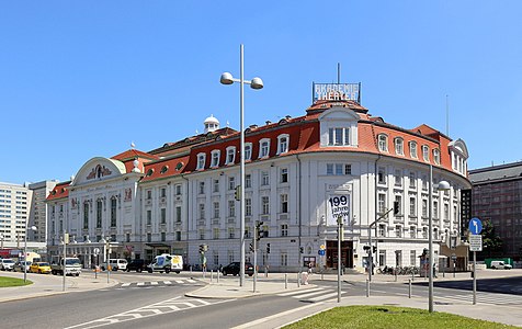 Концертный зал и Музыкальная академия, Вена (1911-13).