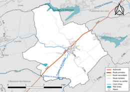 Carte en couleur présentant le réseau hydrographique de la commune