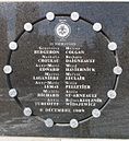 Gedenktafel für die 14 Opfer des Amoklaufs